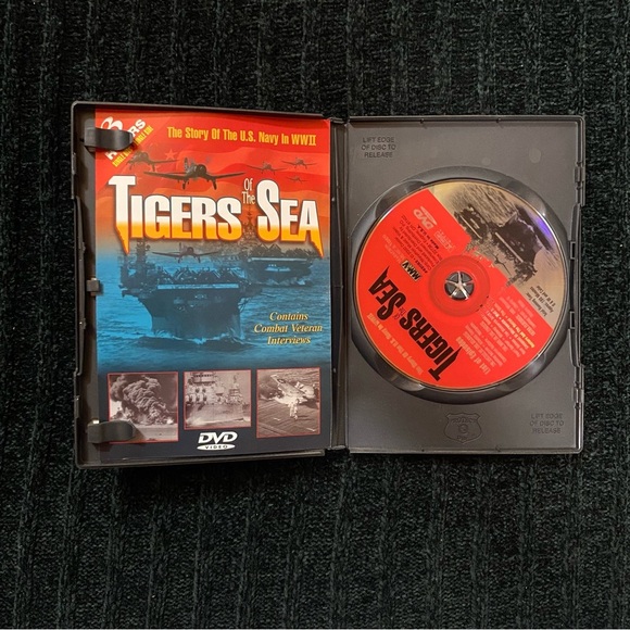 VGT DVD Tigers of the Sea 2000 The Story of The US Navy in WWII - Picture 4 of 5